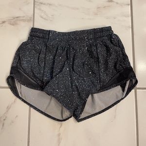 Dark Green/Black Speckled Lululemon Hotty Hot 2.5 Shorts